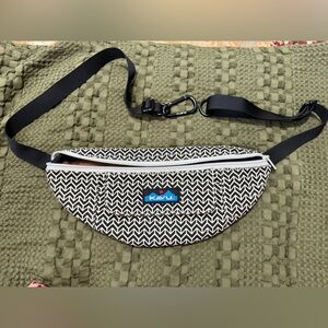 Kavu Stroll Around Adjustable Fanny Pack Belt Bag
